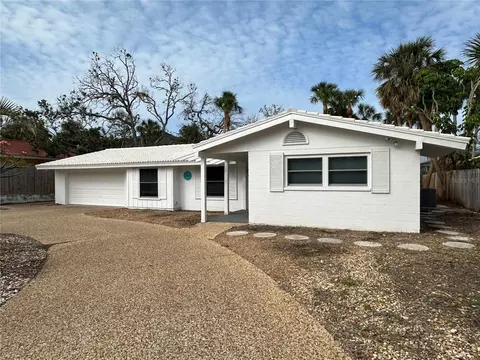 782 Birdsong Ln, Sarasota, FL 34242