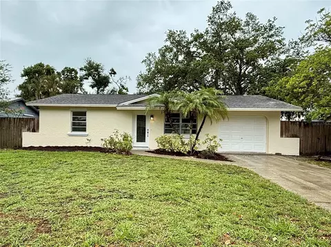 4110 Longhorn Dr, Sarasota, FL 34233