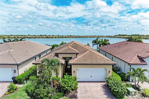 204 Maraviya Blvd, Nokomis, FL 34275