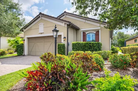 5117 Serata Dr, Lakewood Ranch, FL 34211