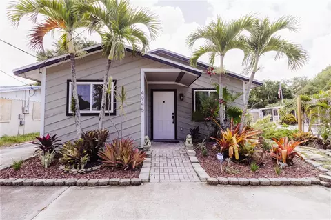 4945 Camphor Ave, Sarasota, FL 34231