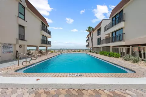 5806 S Gulf Dr #201, Holmes Beach, FL 34217