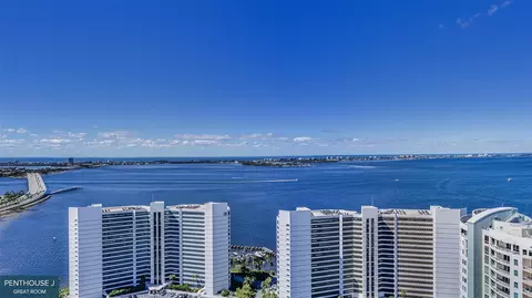 555 Quay Cmn #2004, Sarasota, FL 34236