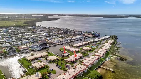 3876 Catalina Dr, Bradenton, FL 34210