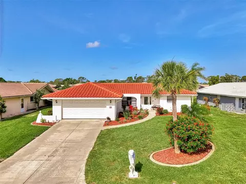 74 Windsor Dr, Englewood, FL 34223