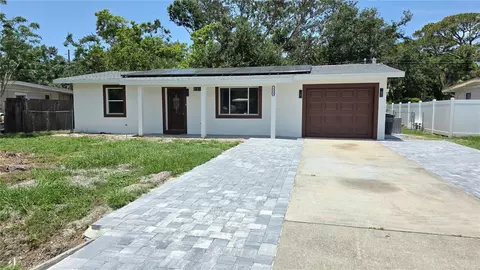 6404 8th Street Ct W, Bradenton, FL 34207