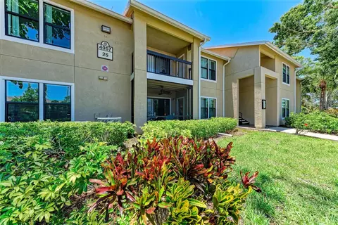 4057 Crockers Lake Blvd #15, Sarasota, FL 34238