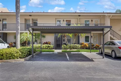 2639 Woodgate Ln #H8, Sarasota, FL 34231