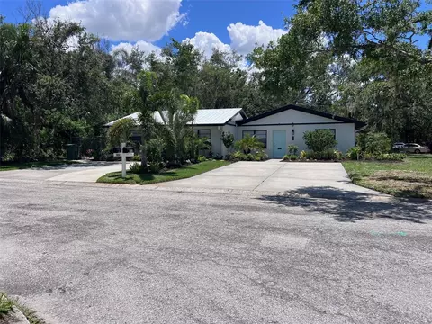 Exterior - 1840 3rd Ave E, Bradenton, FL 34208 photo 11 of 13