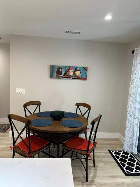 Dining - 1840 3rd Ave E, Bradenton, FL 34208 photo 3 of 3
