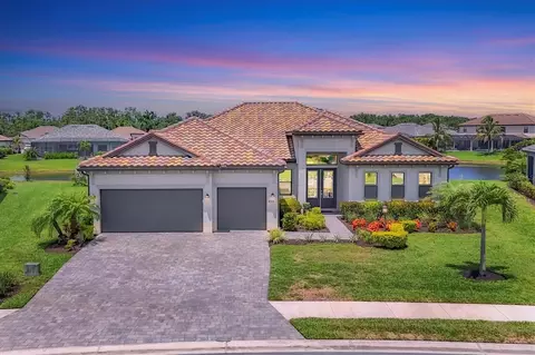 4925 Coastal Days Ln, Lakewood Ranch, FL 34211