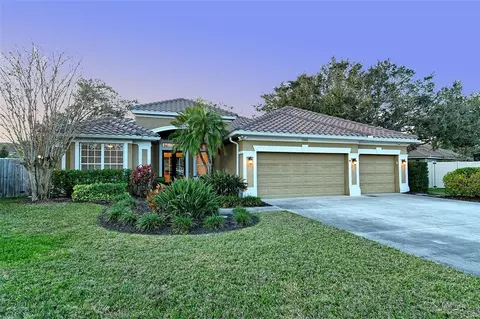 5401 Oak Grove Ct, Sarasota, FL 34233