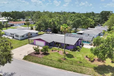 3240 6th St, Sarasota, FL 34237