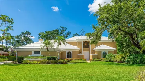 7404 Weeping Willow Blvd, Sarasota, FL 34241