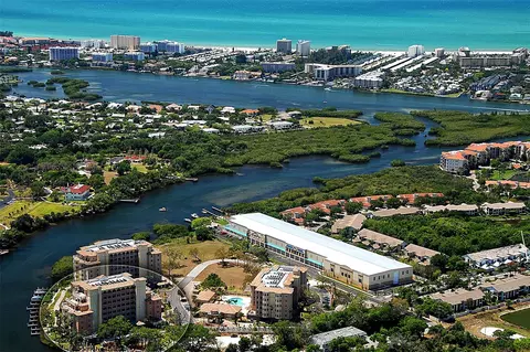 1921 Monte Carlo Dr #302, Sarasota, FL 34231