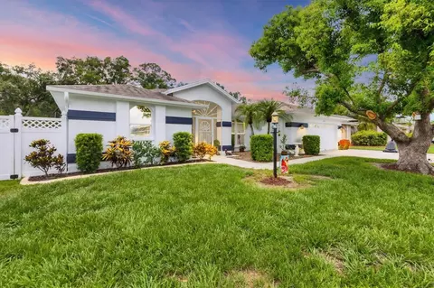 2381 Appaloosa Cir, Sarasota, FL 34240