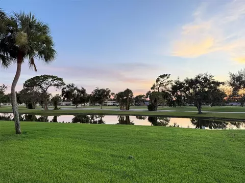 7110 Fairway Bend Ln #181, Sarasota, FL 34243