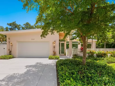 2265 Clematis St, Sarasota, FL 34239