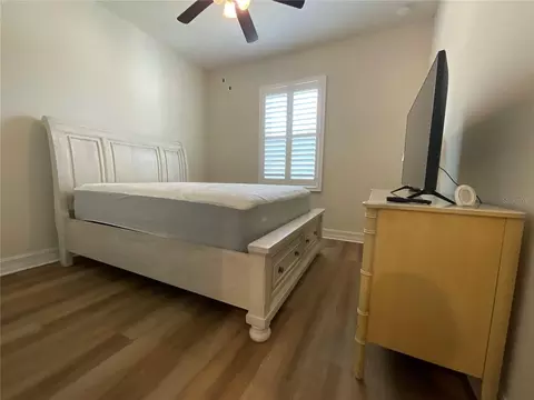Bedroom - 4428 Conchfish Ln, Osprey, FL 34229 photo 2 of 3
