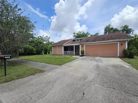 6305 Bikini Rd, Sarasota, FL 34241