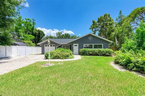 5415 13th Avenue Dr W, Bradenton, FL 34209