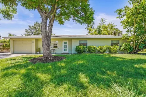 2553 Britannia Rd, Sarasota, FL 34231