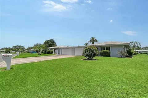 3641 Somerville Dr #1506, Sarasota, FL 34232