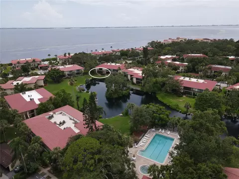 6472 Seagull Dr #301, Bradenton, FL 34210