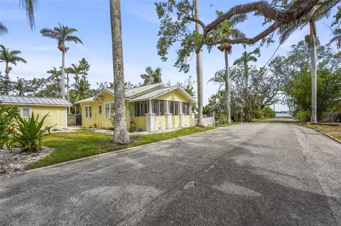 403 29th St NW, Bradenton, FL 34205