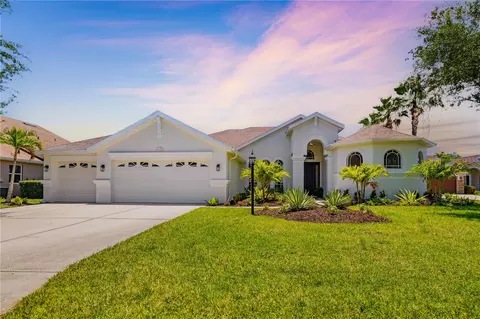 7727 Heyward Cir, University Park, FL 34201