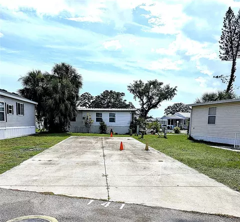 3275 26th Ave E #141, Bradenton, FL 34208