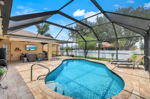 502 NW 7th Ave, Cape Coral, FL 33993