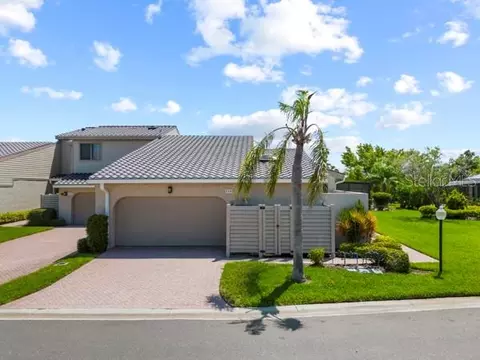 2181 Harbourside Dr #1403, Longboat Key, FL 34228