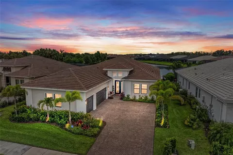 4915 Kiva Cir, Bradenton, FL 34211
