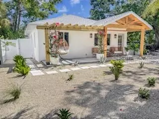 2189 Hillview St, Sarasota, FL 34239