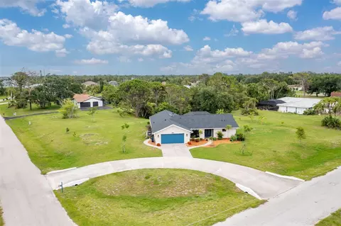 1071 Owl Dr, Englewood, FL 34223