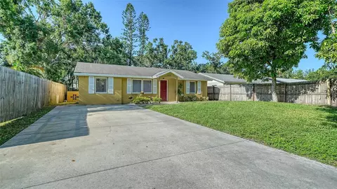 5438 Potter St, Sarasota, FL 34232