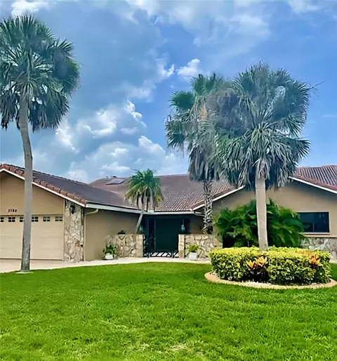 3764 Torrey Pines Blvd, Sarasota, FL 34238