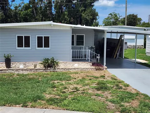5316 Chateau Ln, Bradenton, FL 34207