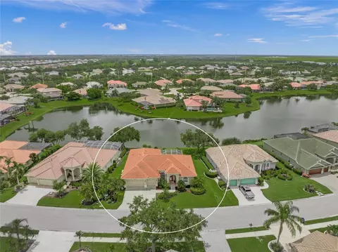 2937 Seasons Blvd, Sarasota, FL 34240