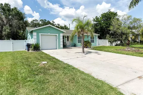 327 Francis Dr, Apollo Beach, FL 33572