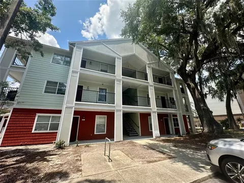 2360 SW Archer Rd #206, Gainesville, FL 32608