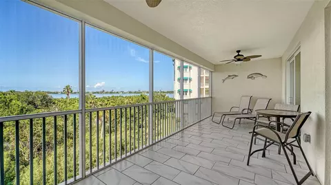 250 Hidden Bay Dr #302, Osprey, FL 34229