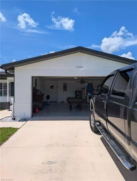 1206 Archdale St, Lehigh Acres, FL 33936