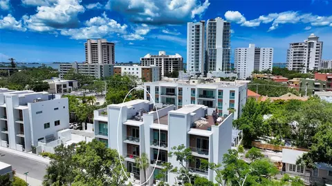 626 Rawls Ave #626, Sarasota, FL 34236
