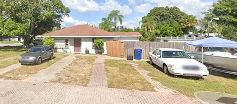 1509 55th Ave W, Bradenton, FL 34207