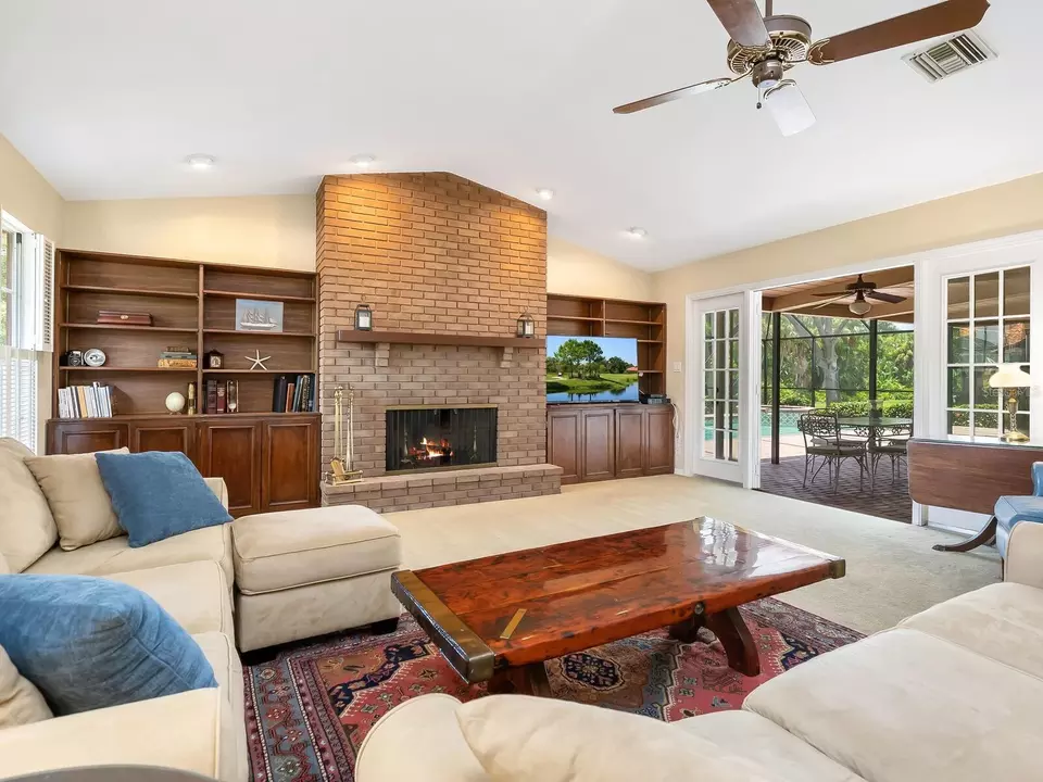 Living - 3632 Beneva Oaks Blvd, Sarasota, FL 34238 photo 5 of 7