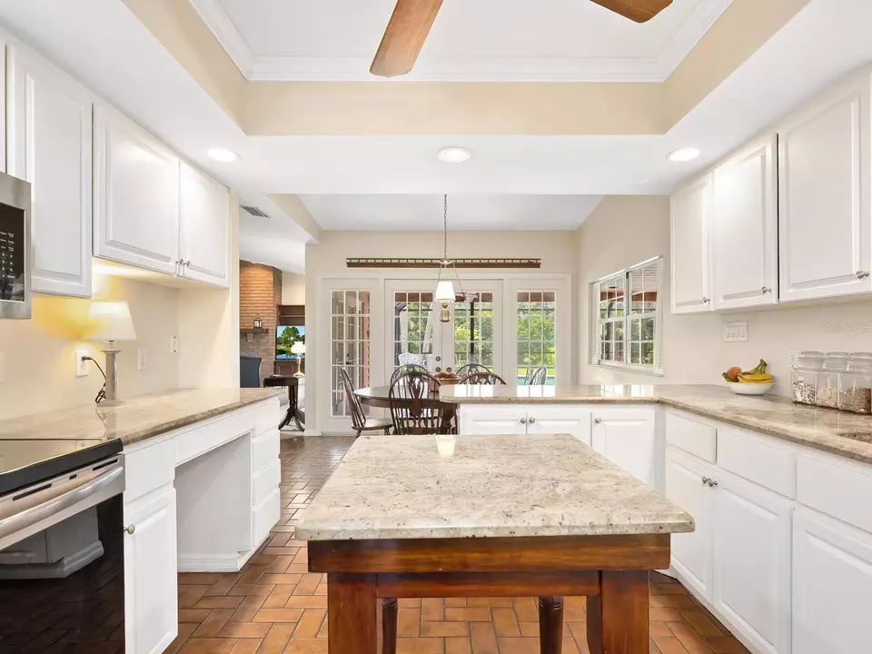 Kitchen - 3632 Beneva Oaks Blvd, Sarasota, FL 34238 photo 1 of 3