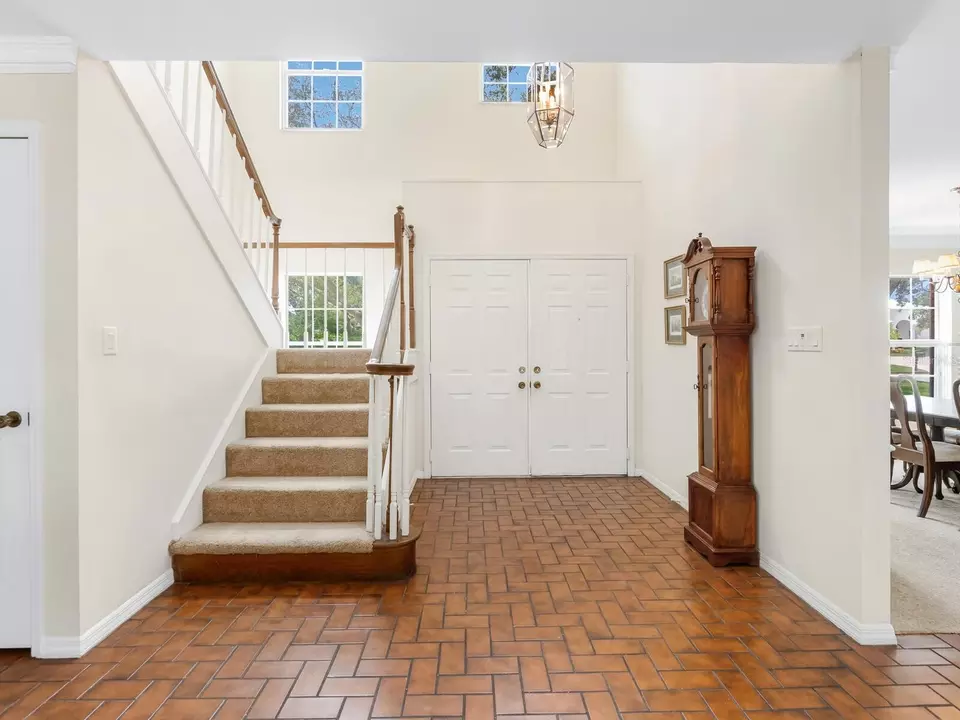 Entry Way - 3632 Beneva Oaks Blvd, Sarasota, FL 34238 photo 1 of 3
