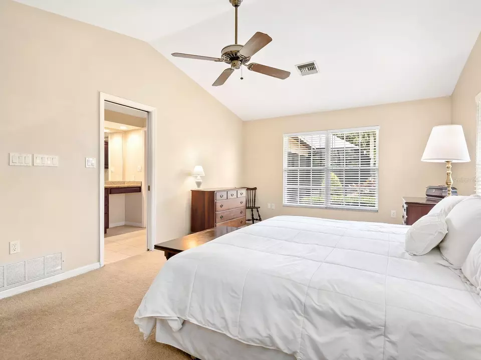 Bedroom - 3632 Beneva Oaks Blvd, Sarasota, FL 34238 photo 2 of 7